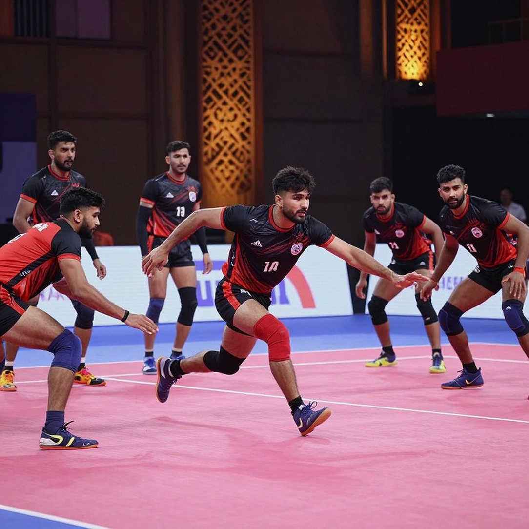 कॉमनवेल्थ कबड्डी चैंपियनशिप 2026, भारत बनाम इंग्लैंड (मैच 4): अहमदाबाद में टीम शीट की तीन लाइनें, जो स्कोरबोर्ड कभी नहीं दिखाएगा कॉमनवेल्थ कबड्डी चैंपियनशिप 2026, भारत बनाम इंग्लैंड (मैच 4): अहमदाबाद में टीम शीट की तीन लाइनें, जो स्कोरबोर्ड कभी नहीं दिखाएगा